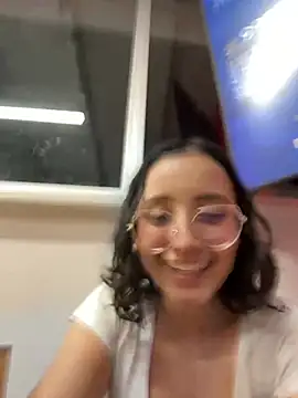 Snapshot of Kay_LustyWife chatting on 01.21.25 Kay LustyWife online show from 01.21.25