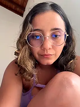 Snapshot of Kay_LustyWife chatting on 09.26.25 Kay LustyWife online show from 09.26.25