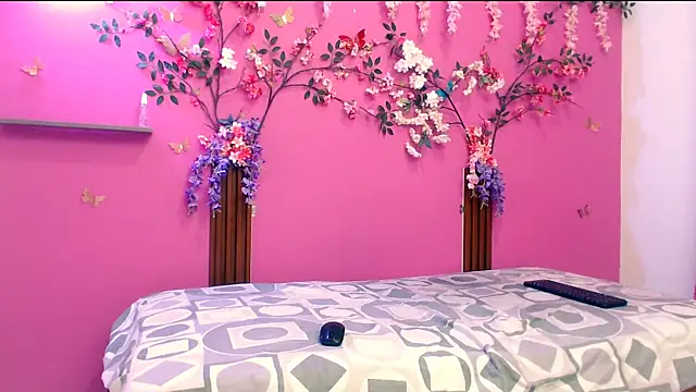 analdeepalejandra18 online show from 10.27.25