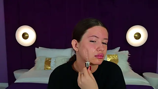 milaleoneli online show from 03.18.25