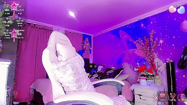 Snapshot of Thalia_girl21 chatting on 06.10.26 Thalia girl21 online show from 06.10.26