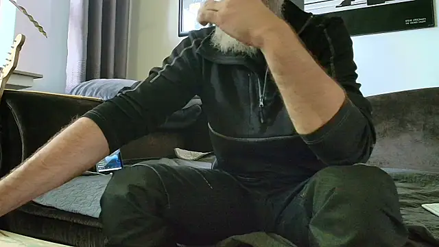 Snapshot of Kingsscepter chatting on 09.15.25 Kingsscepter online show from 09.15.25