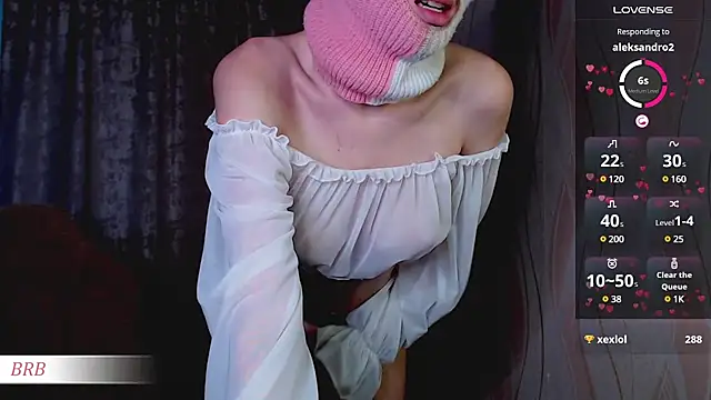 Domiiiniiicana online show from 10.20.25