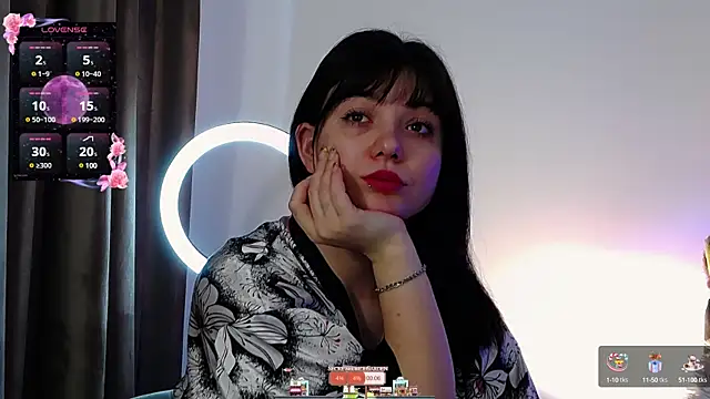 AveryWillow online show from 03.10.25