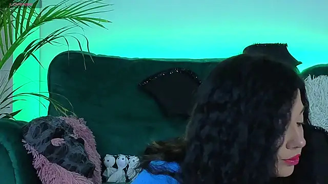 AveryWillow online show from 10.25.25