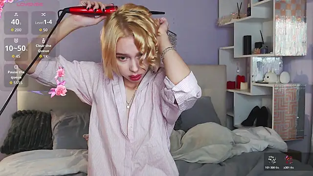 White Lioness online show from 10.23.25