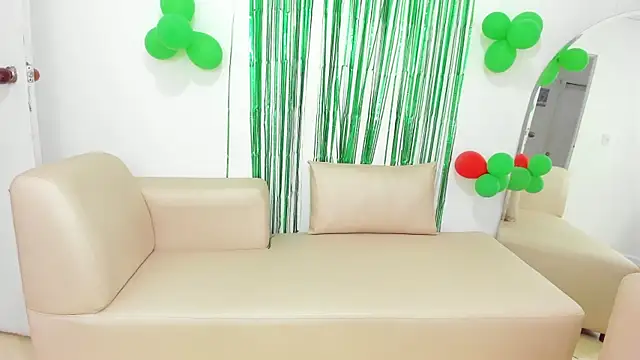 naomiii   online show from 03.19.25