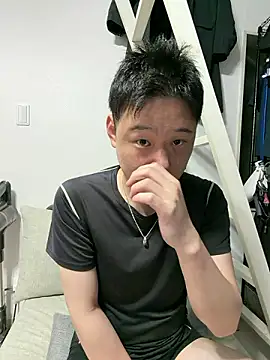 Snapshot of tuki_fu chatting on 05.05.26 tuki fu online show from 05.05.26