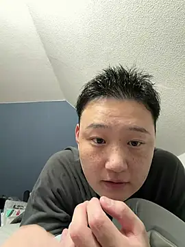 Snapshot of tuki_fu chatting on 06.03.26 tuki fu online show from 06.03.26