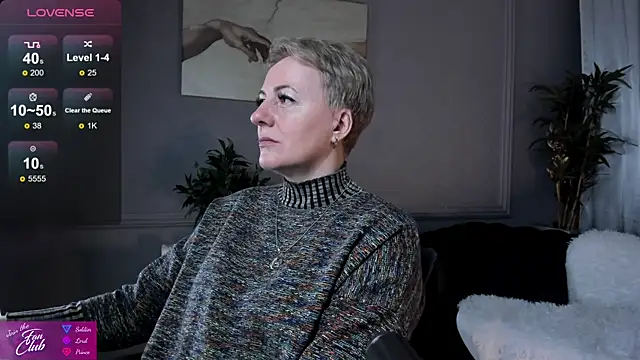 Snapshot of Nika_Smit chatting on 02.22.25 Nika Smit online show from 02.22.25