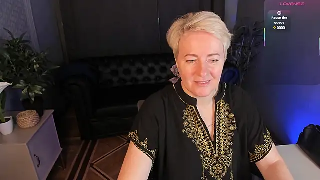 Nika Smit online show from 03.01.26