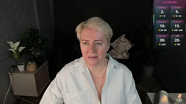 Nika Smit online show from 03.06.26