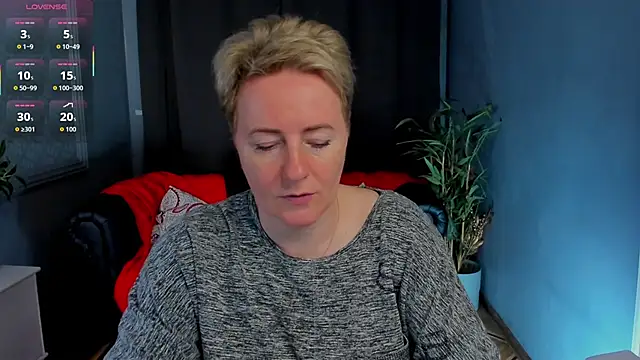 Nika Smit online show from 05.22.26