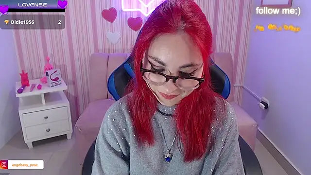 Snapshot of abril_ch_ chatting on 03.10.25 abril ch online show from 03.10.25