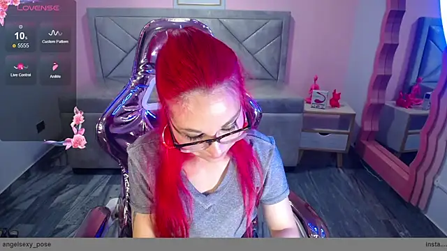 Snapshot of abril_ch_ chatting on 12.03.25 abril ch online show from 12.03.25