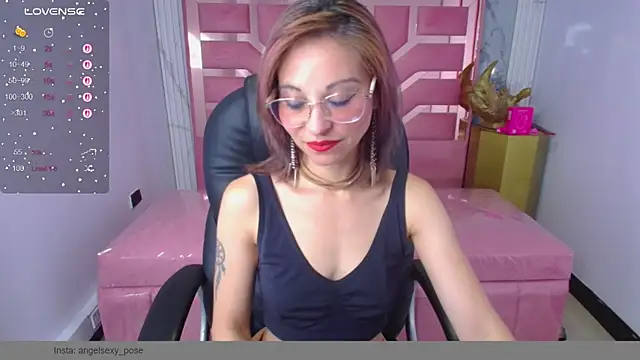 Snapshot of abril_ch_ chatting on 05.14.26 abril ch online show from 05.14.26