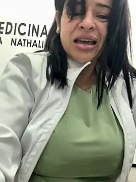 Snapshot of NATHALIA-28_ chatting on 05.05.26 NATHALIA-28 online show from 05.05.26