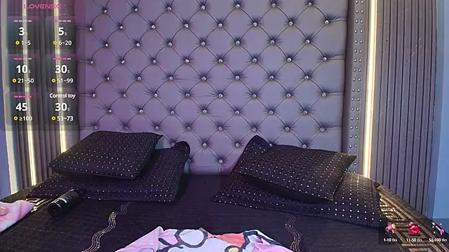 CAMILA JHONS online show from 01.28.25