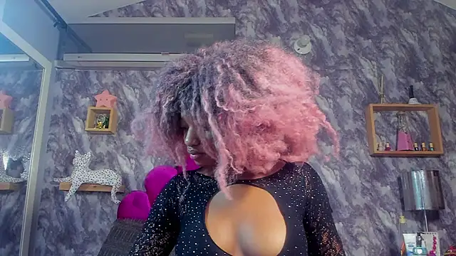 EMMAPARISS online show from 12.03.25