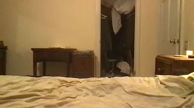 Snapshot of zack_brown chatting on 01.03.25 zack brown online show from 01.03.25