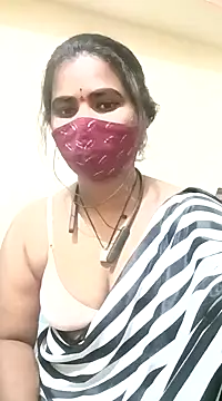 Snapshot of anitha906 chatting on 01.04.25 anitha906 online show from 01.04.25