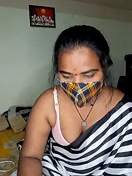 Snapshot of anitha906 chatting on 01.30.25 anitha906 online show from 01.30.25