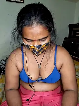 Snapshot of anitha906 chatting on 01.31.25 anitha906 online show from 01.31.25