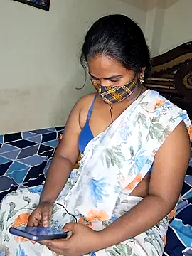 Snapshot of anitha906 chatting on 03.13.25 anitha906 online show from 03.13.25