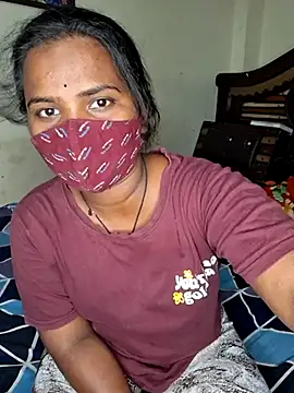 Snapshot of anitha906 chatting on 03.19.25 anitha906 online show from 03.19.25