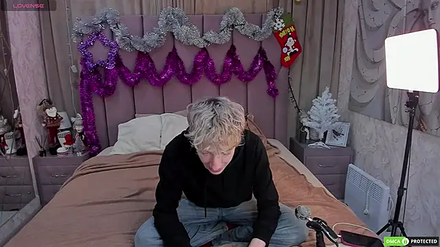 TrevorBenson online show from 12.15.25