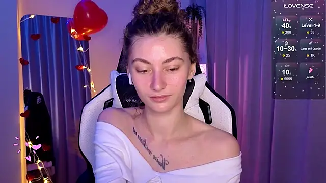 lady curls online show from 02.24.25