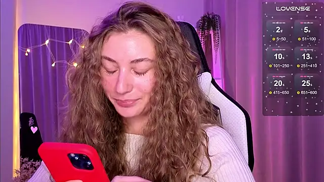 lady curls online show from 03.21.25