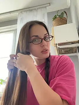 AmiLavs online show from 02.09.25