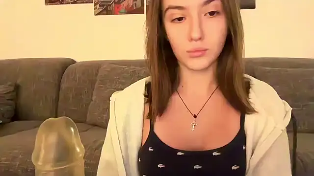 EmilyWi  online show from 09.26.25