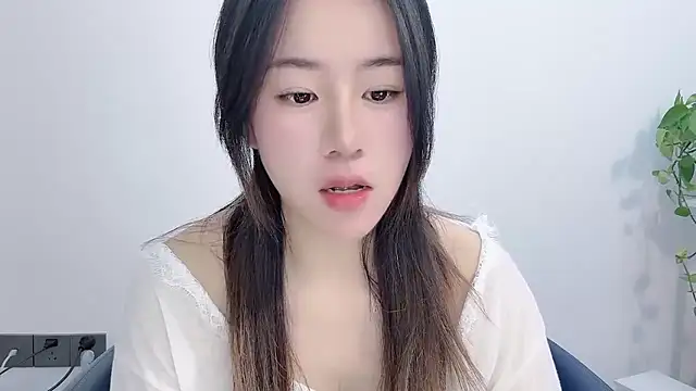 chloe-01 online show from 01.17.26