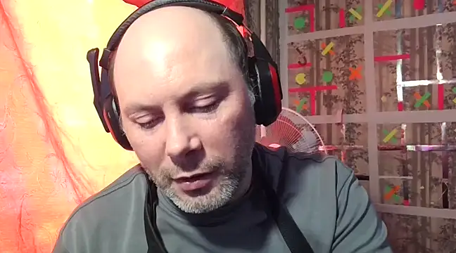 Snapshot of AgnichBan chatting on 02.02.25 AgnichBan online show from 02.02.25