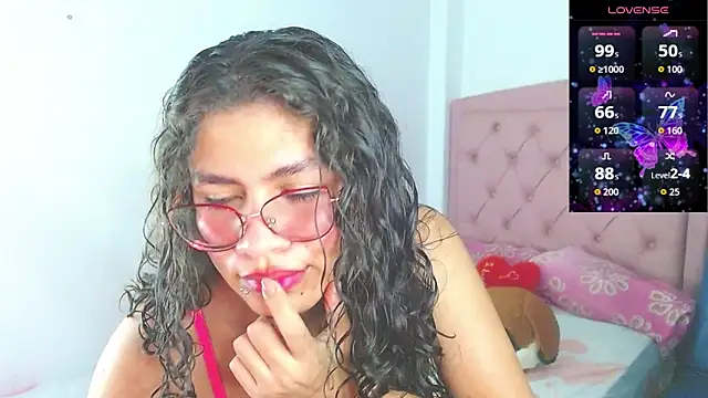 Cynthia hazel online show from 10.07.25