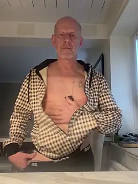 malematureisbest online show from 12.21.25