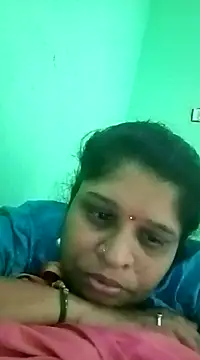 Snapshot of jilu chatting on 12.19.24 jilu online show from 12.19.24