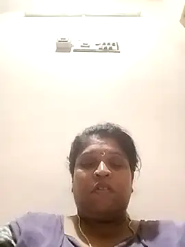 Snapshot of jilu chatting on 12.21.24 jilu online show from 12.21.24