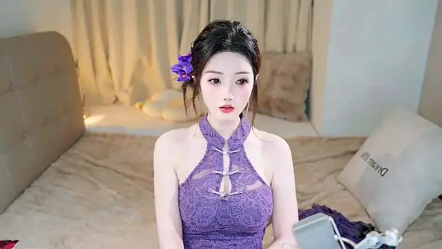 Eimile online show from 03.10.25