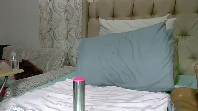 QUEENSHEBAxx01 online show from 02.26.26