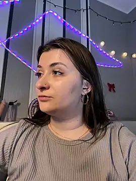 Jadelli online show from 02.25.25