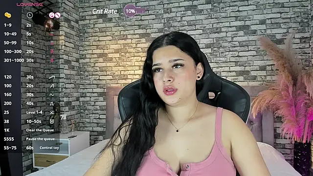 Snapshot of ariadna_milano chatting on 12.23.24 ariadna milano online show from 12.23.24