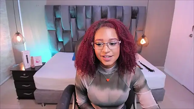 Snapshot of Lorena_Vieira_ chatting on 01.23.25 Lorena Vieira online show from 01.23.25