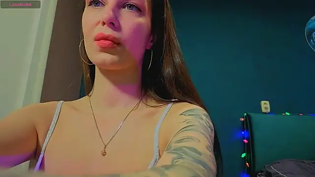 the perfectgirl online show from 02.10.26