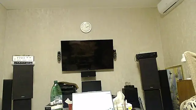 Snapshot of nikdov3 chatting on 12.16.24 nikdov3 online show from 12.16.24