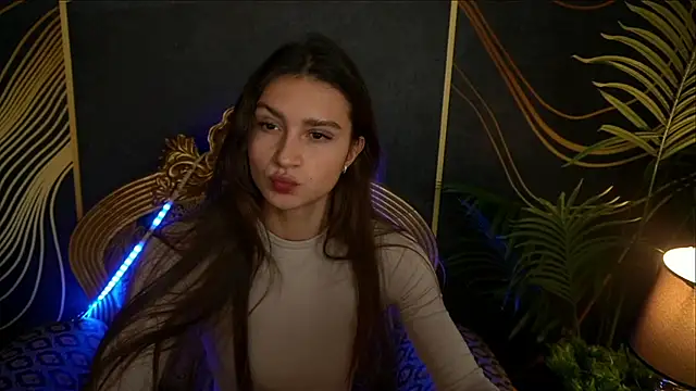 Snapshot of ValeryRoyale chatting on 01.22.25 ValeryRoyale online show from 01.22.25