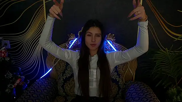 Snapshot of ValeryRoyale chatting on 02.04.25 ValeryRoyale online show from 02.04.25