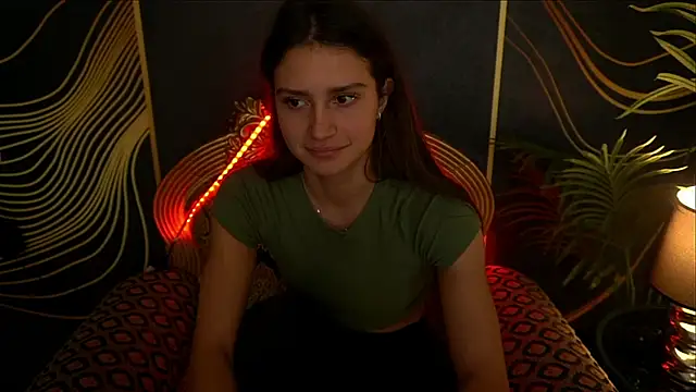 Snapshot of ValeryRoyale chatting on 02.10.25 ValeryRoyale online show from 02.10.25